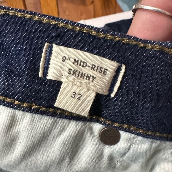 Madewell 9” Mid-Rise Skinny Jeans in Orland Wash- TENCEL Denim Edition - Picture 11 of 12